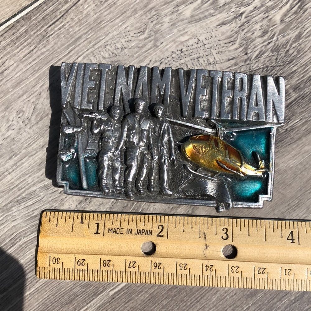 Vietnam veteran belt buckle made in USA - Picture 5 of 6